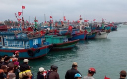 Ngư dân Lý Sơn cứu 32 người nước ngoài trôi dạt trên biển