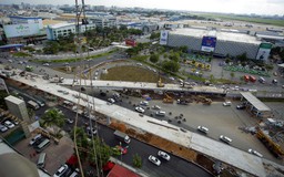 Cầu vượt thép dẫn vào sân bay Tân Sơn Nhất đưa vào sử dụng trước 2 tháng