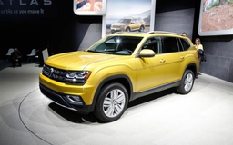 SUV 7 chỗ Volkswagen Atlas, đối thủ cạnh tranh Ford Explorer