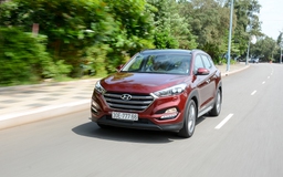 Giảm giá 130 triệu đồng, Hyundai Tucson sẵn sàng đấu Mazda CX-5