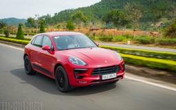 ‘Mãnh hổ’ Porsche Macan xẻ dọc đại ngàn