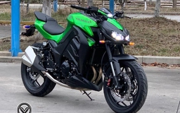 Xuất hiện mô tô 400 phân khối, ‘nhái’ thiết kế Kawasaki Z1000