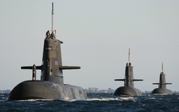 Pháp trúng thầu đóng 12 tàu ngầm cho Úc