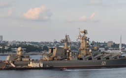 Chiến sự ngày 51: Nga mất soái hạm, đe dọa tăng cường tấn công Kyiv