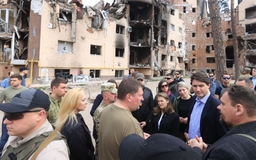 Thủ tướng Canada đến thăm Ukraine