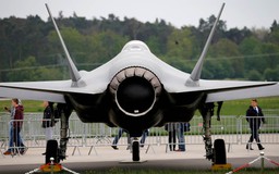 Lầu Năm Góc chốt mua 375 chiến đấu cơ F-35