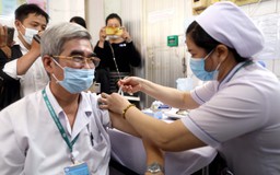 TP.HCM: HCDC tiếp nhận 300.000 trong số 786.000 liều vắc xin phòng Covid-19