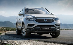 Ssangyong Rexton 2018 - đối thủ của Hyundai SantaFe