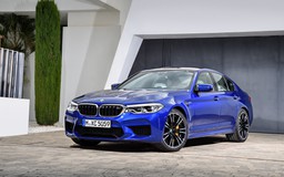 BMW M5 2017 trình làng, thách thức Mercedes-AMG E63