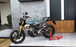 Honda CB150R 2018, mô tô giá rẻ đối đầu Yamaha TFX 150