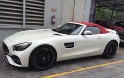 Mercedes-AMG GT Roadster giá 10,4 tỉ đồng xuất hiện tại Việt Nam