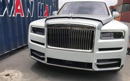 Rolls-Royce Cullinan - SUV siêu sang đầu tiên về Việt Nam