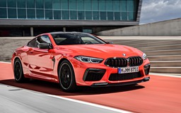 BMW M8 Competition giá 162.000 USD 'thách thức' Mercedes-AMG S63 Coupe