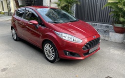 Ford Fiesta 1.0 Ecboost giá ngang Toyota Wigo sau 4 năm sử dụng