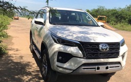 Toyota Fortuner 2021 bất ngờ về Việt Nam