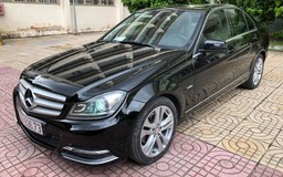 Mercedes C200 gần 10 năm tuổi giá ngang Toyota Vios đời mới