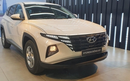 Hyundai Tucson 2022 bản tiêu chuẩn, giá 825 triệu đồng trang bị gì?