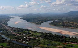 'Cảnh báo đỏ' về mực nước sông Mê Kông