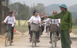 Đôi bạn thân xóa 'ngã tư tử thần'