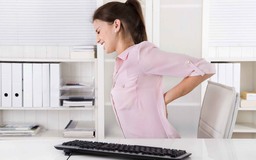 Chuyên gia về cột sống chỉ cách ngừa đau lưng
