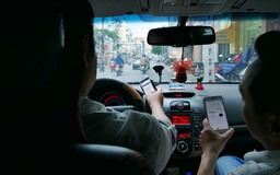 Hiệp hội taxi cả 3 miền đồng loạt 'kêu cứu'