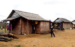 Tái định cư sao như 'đem con bỏ chợ'?