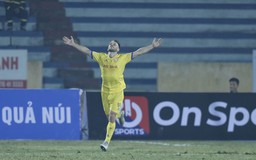 Kết quả V-League 2021, CLB Nam Định 3-0 Hà Nội FC: Cựu vương 'sa lầy' ở sân Thiên Trường