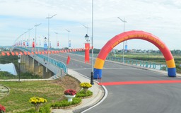 Quảng Ngãi khánh thành cầu đường bộ lớn thứ 3 bắc qua sông Trà Khúc