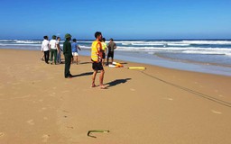 Du khách người Anh mất tích khi tắm biển tại Quảng Nam