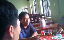 Bí thư phường đánh bài bị rút khỏi danh sách ứng cử đại biểu HĐND