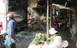 Quảng Nam: Cháy 8 ki ốt tại chợ, tiểu thương thiệt hại nặng nề trước tết