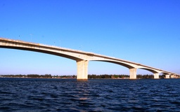 Xin đừng biến cầu Cửa Đại thành cây cầu 'tử thần’!