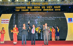 Dai-ichi Life Việt Nam nhận giải thưởng 'Doanh nghiệp Thương mại Dịch vụ Tiêu biểu' lần 3