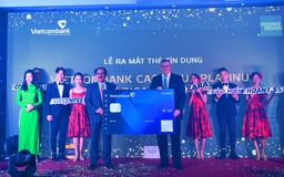 Vietcombank và American Express ra mắt thẻ cao cấp