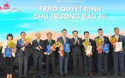 Bình Thuận trao quyết định chủ trương đầu tư cho hàng loạt dự án lớn