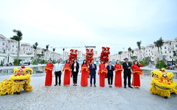 Quảng trường nhạc nước 15.000m² - Hòa Bình Square chính thức khánh thành Quảng trường nhạc nước 15.000m² - Hòa Bình Square chính thức khánh thành