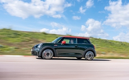 MINI John Cooper Works 3-Cửa: Biểu tượng xe hiệu suất cao huyền thoại từ Anh quốc