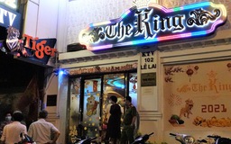 Nhà hàng The King 'phớt lờ' lệnh cấm karaoke, Chủ tịch TP.HCM đề nghị rút giấy phép kinh doanh