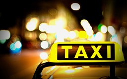 TP.HCM triển khai Chỉ thị 10: Sở GTVT đề xuất 400 chiếc taxi 'dùng trong trường hợp khẩn cấp'