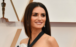 Chủ nhân tượng vàng Oscar Penelope Cruz tái xuất màn ảnh