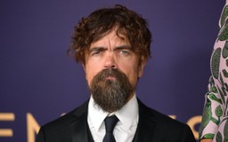 ‘Quỷ lùn’ Peter Dinklage đóng siêu anh hùng trong phim mới