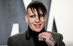 Cảnh sát ra lệnh bắt giữ ca sĩ Marilyn Manson với cáo buộc hành hung