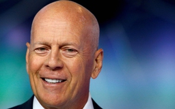 Ban tổ chức Mâm xôi vàng rút ‘giải thưởng’ trao cho Bruce Willis khi biết ông bị bệnh