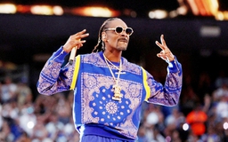 Người phụ nữ tố cáo rapper Snoop Dogg tấn công tình dục rút đơn kiện