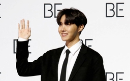 Ngôi sao K-Pop J-Hope của nhóm BTS làm nên lịch sử tại lễ hội Lollapalooza ở Chicago