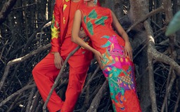 Vũ Ngọc và Son vào rừng Sác Cần Giờ chụp ảnh thời trang, hé lộ những thiết kế đầu tiên của BST Hừng Đông
