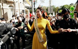 Hoa hậu Thùy Tiên chăm diện áo dài từ khi về nước
