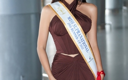Loạt váy corset siết eo tôn dáng của Á hậu Kim Duyên