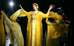 Nhà thiết kế Hà Nội mang mùa vàng bội thu lên áo dài