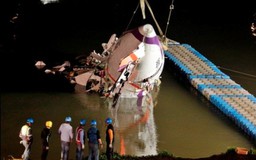Máy bay Đài Loan rơi: Tìm được hộp đen